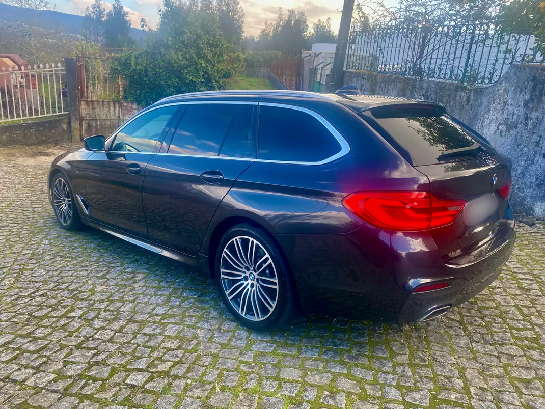 BMW 520 2019 - 26950 EUR, 268120 km - AUTO.MOTO.pt - 268120km - foto 12 de 18