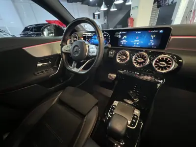 Mercedes-Benz CLA 180 2020 - 26990 EUR, 150000 km - AUTO.MOTO.pt - 150000km - foto 32 de 48