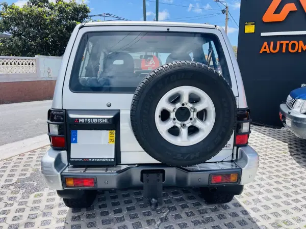Mitsubishi Pajero 1998 - 19950 EUR, 137356 km - AUTO.MOTO.pt - 137356km - foto 6 de 16