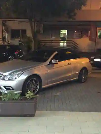 Mercedes-Benz E 250 2010 - 23000 EUR, 212000 km - AUTO.MOTO.pt - 212000km - foto 18 de 20