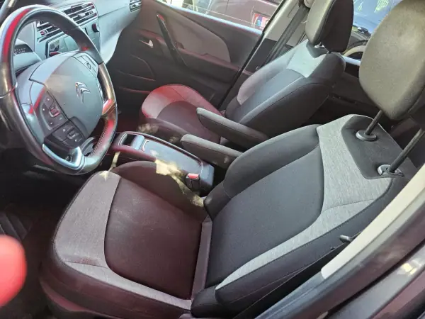 Citroën Grand C4 Spacetourer 2019 - 12750 EUR, 109500 km - AUTO.MOTO.pt - 109500km - foto 7 de 16