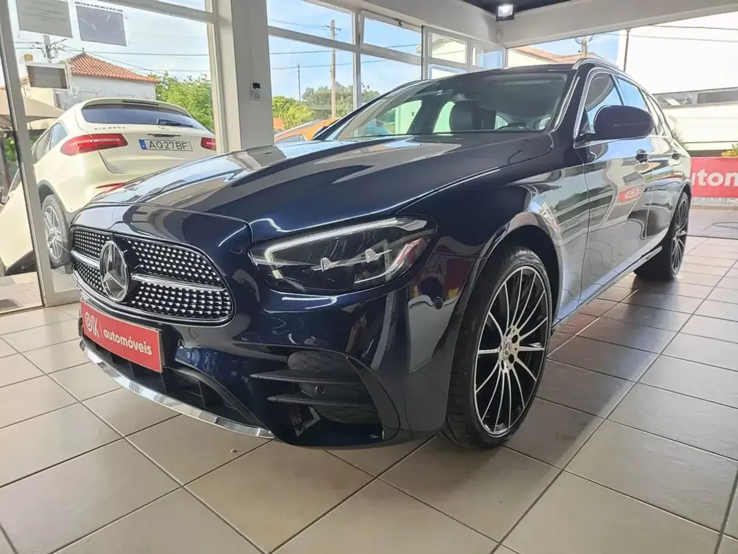 Mercedes-Benz E 300 2022 - 34350 EUR, 110000 km - AUTO.MOTO.pt - 110000km - foto 7 de 37