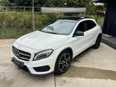 Mercedes-Benz GLA 220 2014 - 19999 EUR, 170000 km - foto 2 de 19