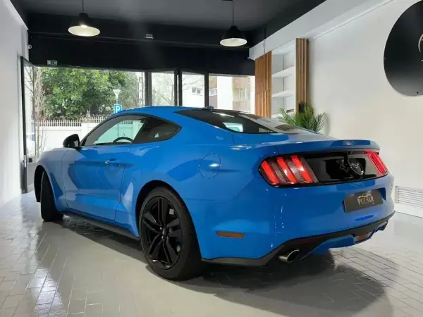 Ford Mustang 2017 - 45900 EUR, 24000 km - AUTO.MOTO.pt - 24000km - foto 3 de 12