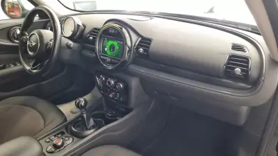 MINI Clubman 2018 - 12750 EUR, 286464 km - AUTO.MOTO.pt - 286464km - foto 18 de 31