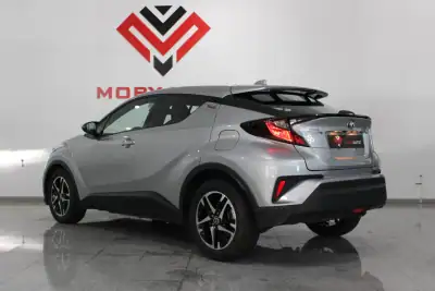 Toyota C-HR 2023 - 26900 EUR, 50000 km - AUTO.MOTO.pt - 50000km - foto 2 de 11
