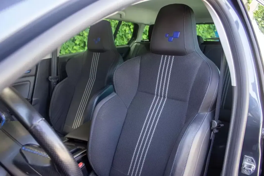 Renault Mégane Sport Tourer 2019 - 13990 EUR, 161000 km - 161000km - foto 12 de 16
