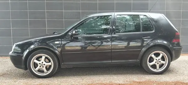 Volkswagen Golf 1999 - 2750 EUR, 457773 km - 457773km - foto 2 de 15