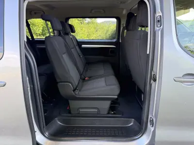Toyota Proace Verso 2020 - 28890 EUR, 146000 km - AUTO.MOTO.pt - 146000km - foto 24 de 30