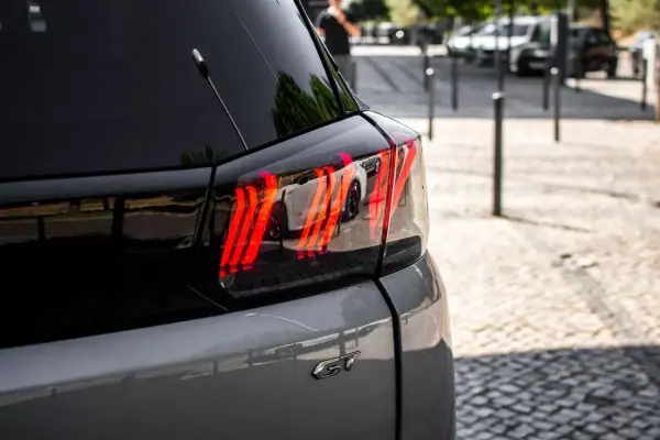 Peugeot 5008 2021 - 24900 EUR, 147346 km - AUTO.MOTO.pt - 147346km - foto 11 de 45