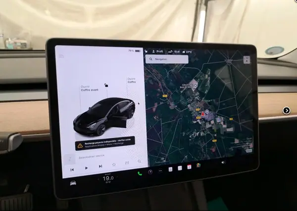 Tesla Model 3 Tração Traseira 2022 Electric — 94 327 km · Lisbon Tesla Model 3 Tração Traseira 2022 Electric