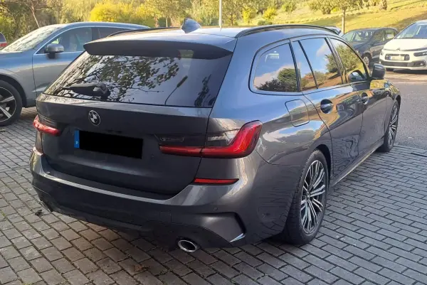 BMW 320 2020 - 29990 EUR, 130000 km - AUTO.MOTO.pt - 130000km - foto 7 de 42