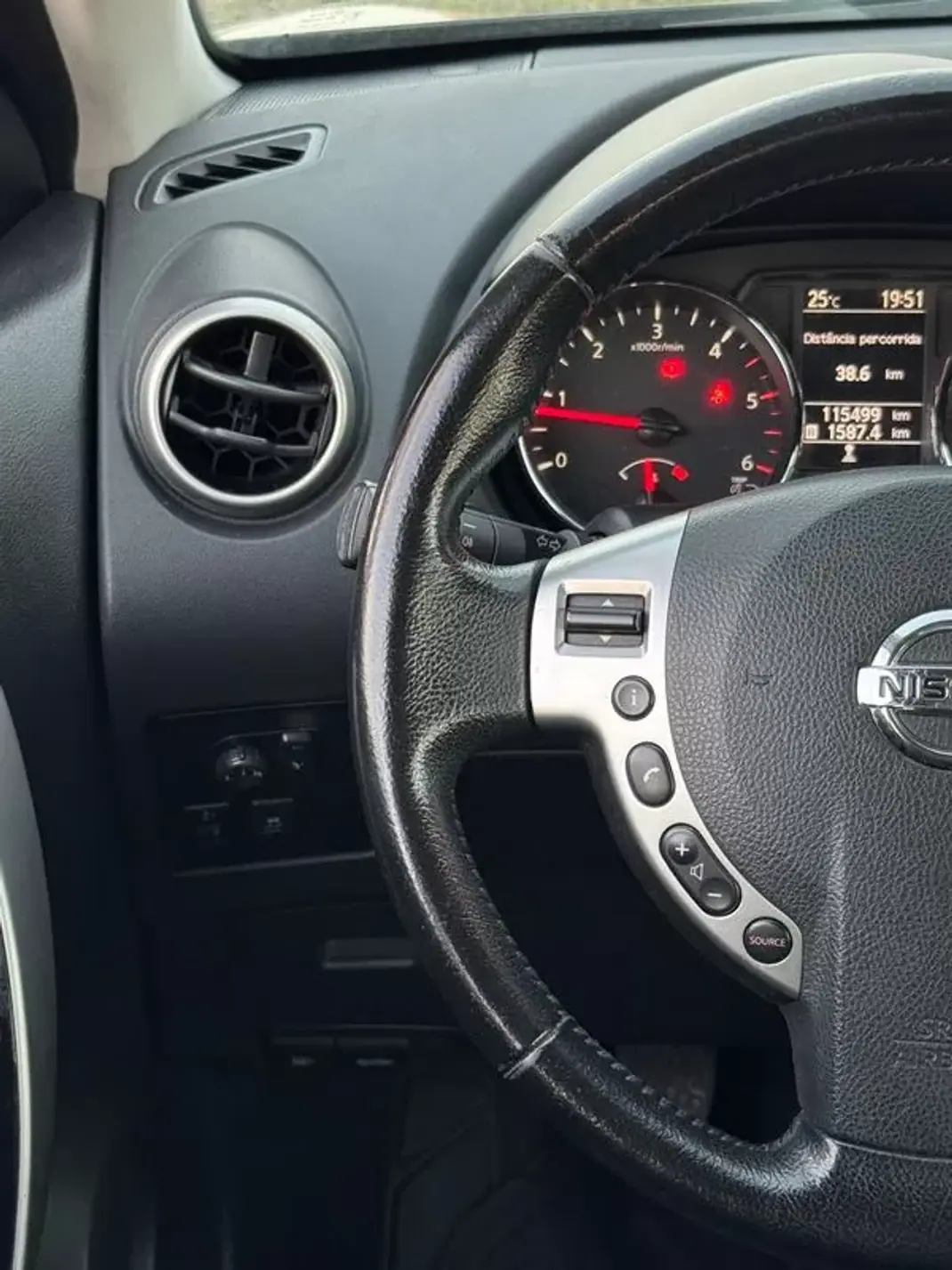 Nissan Qashqai 2010 - 8950 EUR, 115000 km - 115000km - foto 16 de 25