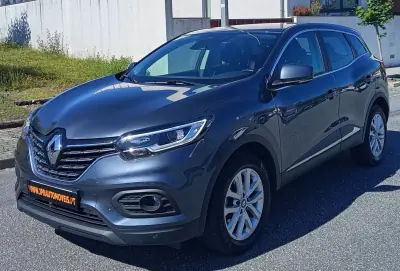 Renault Kadjar 2021 - 18990 EUR, 113900 km - AUTO.MOTO.pt - 113900km - foto 1 de 18