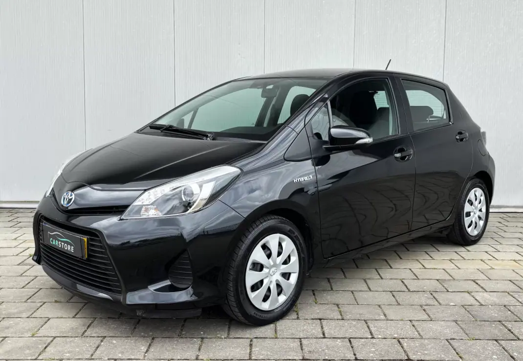 Toyota Yaris 2012 - 12750 EUR, 39000 km - AUTO.MOTO.pt - 39000km - foto 1 de 37