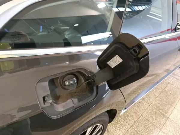 Volkswagen Arteon Shooting Brake 2021 - 25900 EUR, 113390 km - AUTO.MOTO.pt - 113390km - foto 12 de 12