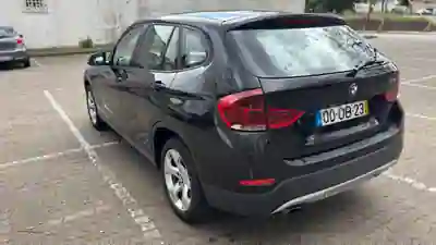 BMW X1 2013 - 11000 EUR, 200000 km - AUTO.MOTO.pt - 200000km - foto 3 de 15