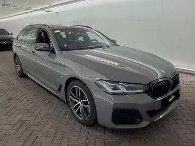 BMW 530e 2022 - 36780 EUR, 96726 km - 96726km - foto 3 de 17