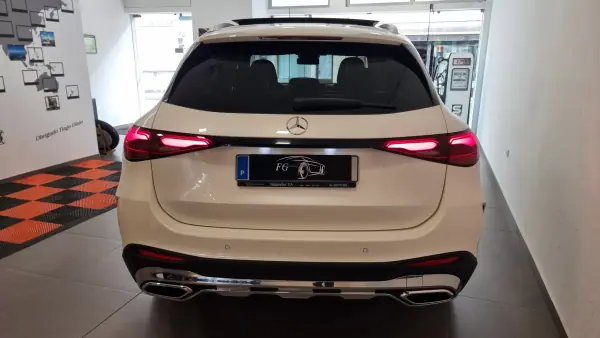 Mercedes-Benz GLC 220 2023 - 63900 EUR, 29182 km - AUTO.MOTO.pt - 29182km - foto 6 de 35