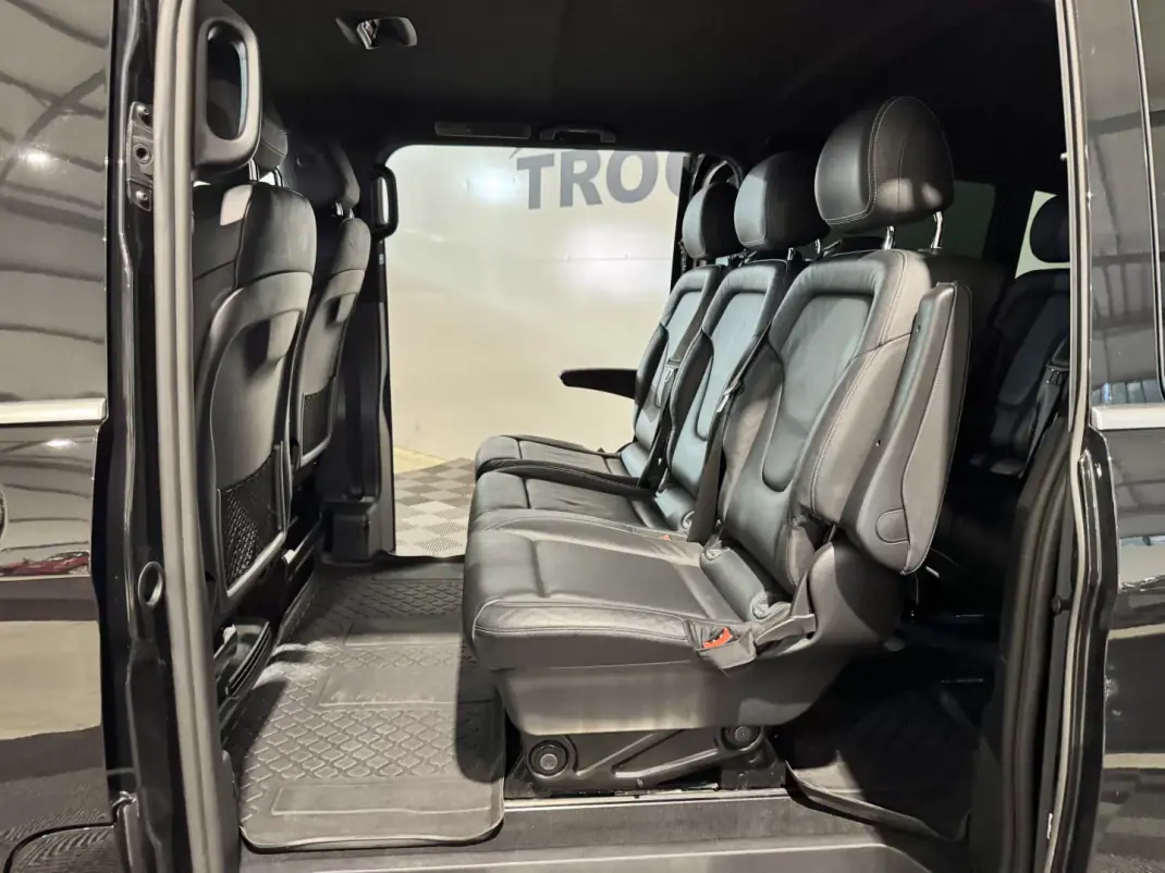 Mercedes-Benz V 250 2019 - 57500 EUR, 110504 km - 110504km - foto 26 de 71