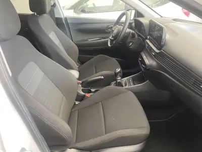 Hyundai Bayon 2024 - 21290 EUR, 29945 km - AUTO.MOTO.pt - 29945km - foto 7 de 30