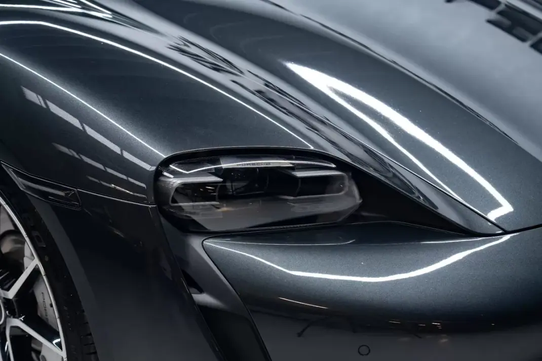 Porsche Taycan 2024 - 84950 EUR, 8000 km - AUTO.MOTO.pt - 8000km - foto 7 de 58