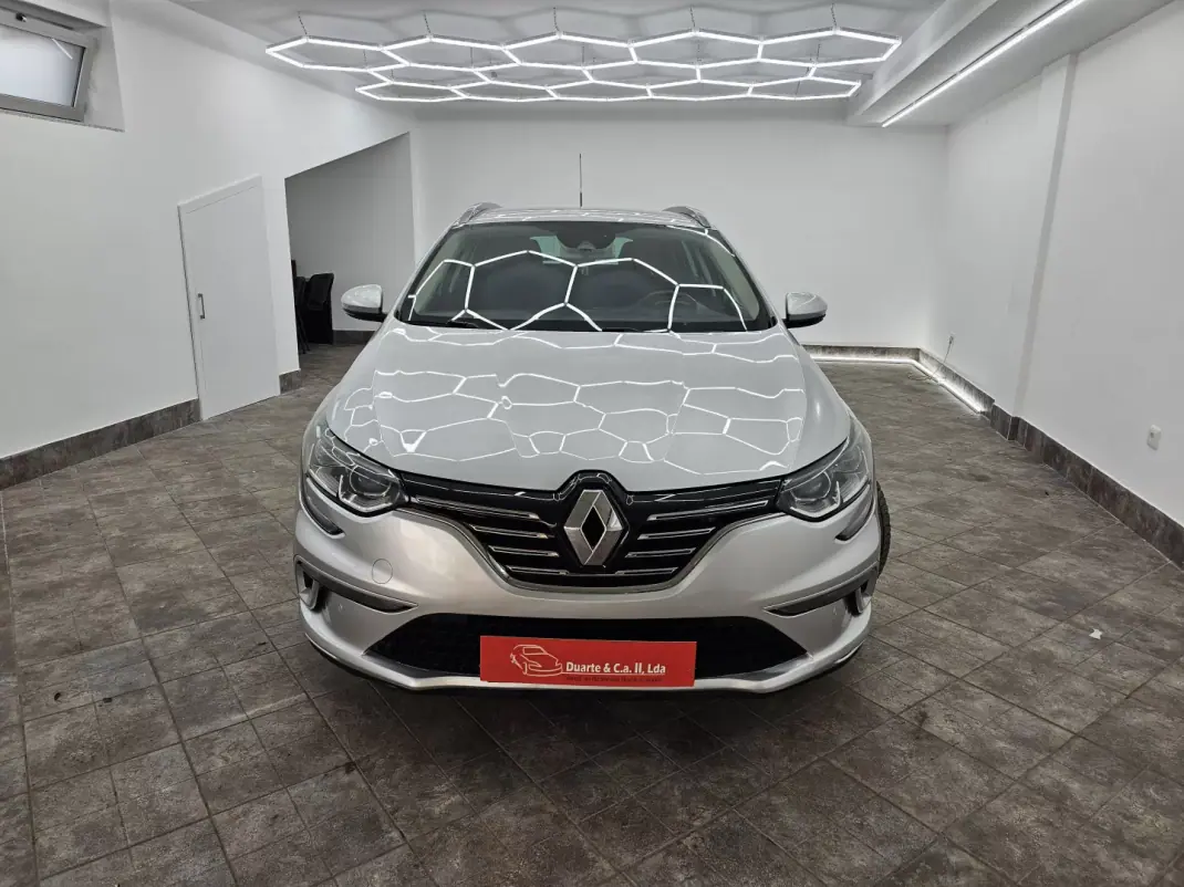 Renault Mégane Sport Tourer 2019 - 11950 EUR, 286730 km - 286730km - foto 5 de 52