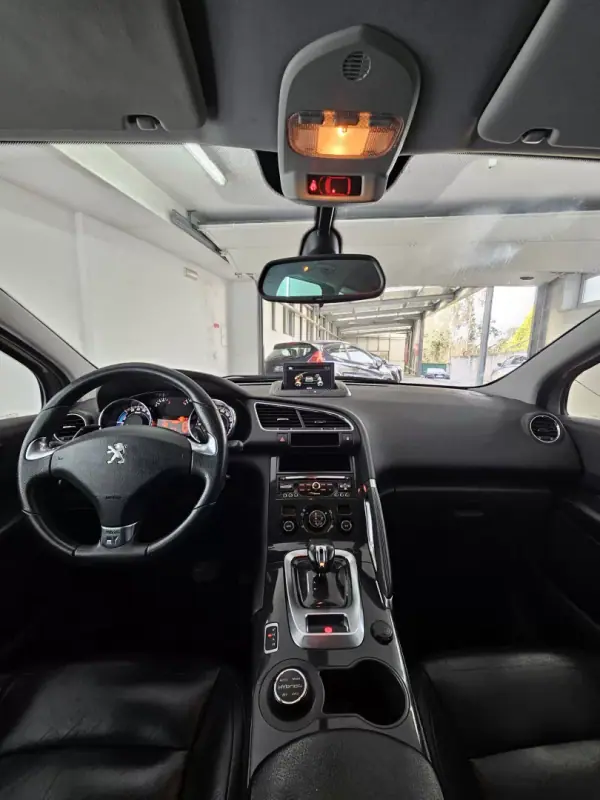 Peugeot 3008 2013 - 10990 EUR, 238991 km - AUTO.MOTO.pt - 238991km - foto 21 de 26