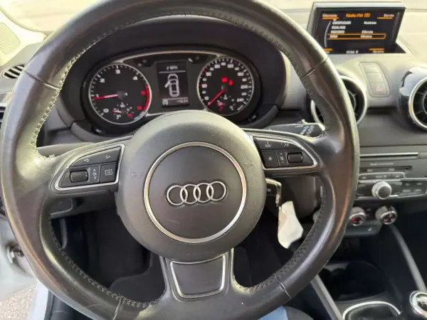 Audi A1 2017 - 12900 EUR, 164200 km - AUTO.MOTO.pt - 164200km - foto 22 de 22