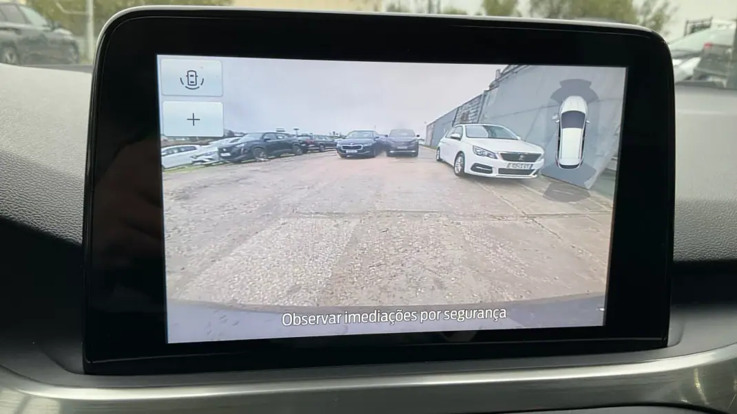 Ford Focus 2019 - 14499 EUR, 144121 km - AUTO.MOTO.pt - 144121km - foto 4 de 6