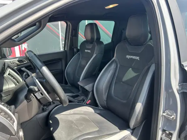 Ford Ranger 2023 - 51947 EUR, 58500 km - AUTO.MOTO.pt - 58500km - foto 11 de 26