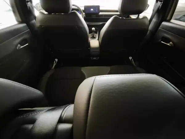 Jeep Avenger 2024 - 21900 EUR, 55789 km - AUTO.MOTO.pt - 55789km - foto 13 de 15