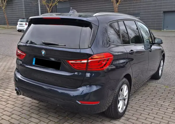 BMW 216 Gran Tourer 2018 - 15990 EUR, 120000 km - AUTO.MOTO.pt - 120000km - foto 7 de 33