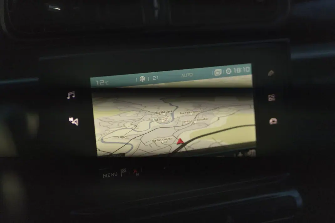 Citroën C3 2018 - 9500 EUR, 130900 km - AUTO.MOTO.pt - 130900km - foto 10 de 26