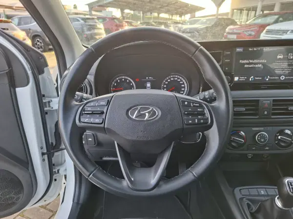 Hyundai i10 2023 - 14750 EUR, 61600 km - AUTO.MOTO.pt - 61600km - foto 15 de 28