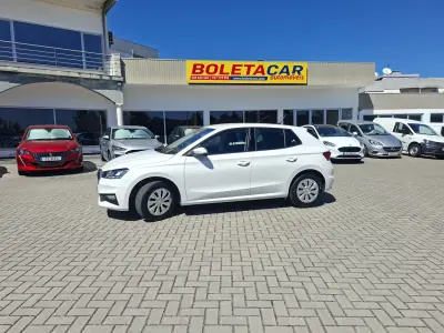 Skoda Fabia 2024 - 15000 EUR, 40500 km - 40500km - foto 1 de 30