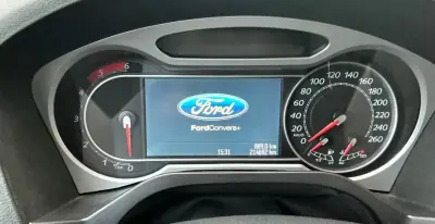 Ford S-Max 2008 - 11990 EUR, 214642 km - AUTO.MOTO.pt - 214642km - foto 8 de 9
