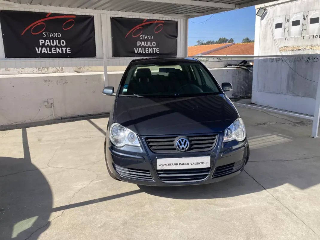 Volkswagen Polo 2007 - 3000 EUR, 190000 km - AUTO.MOTO.pt - 190000km - foto 1 de 12