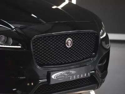 Jaguar F-Pace 2017 - 24990 EUR, 151545 km - AUTO.MOTO.pt - 151545km - foto 10 de 23