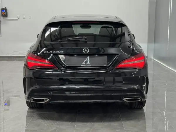 Mercedes-Benz CLA 220 2016 - 19890 EUR, 212000 km - AUTO.MOTO.pt - 212000km - foto 5 de 23