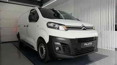 Citroën Jumpy 2021 - 14990 EUR, 221978 km - AUTO.MOTO.pt - 221978km - foto 16 de 21