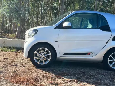 Smart ForTwo 2015 - 9990 EUR, 56330 km - 56330km - foto 21 de 32