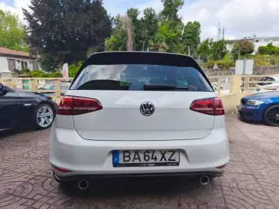 Volkswagen Golf 2014 - 17900 EUR, 195000 km - AUTO.MOTO.pt - 195000km - foto 9 de 32