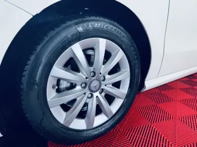 Mercedes-Benz A 160 2014 - 12990 EUR, 163824 km - AUTO.MOTO.pt - 163824km - foto 19 de 34