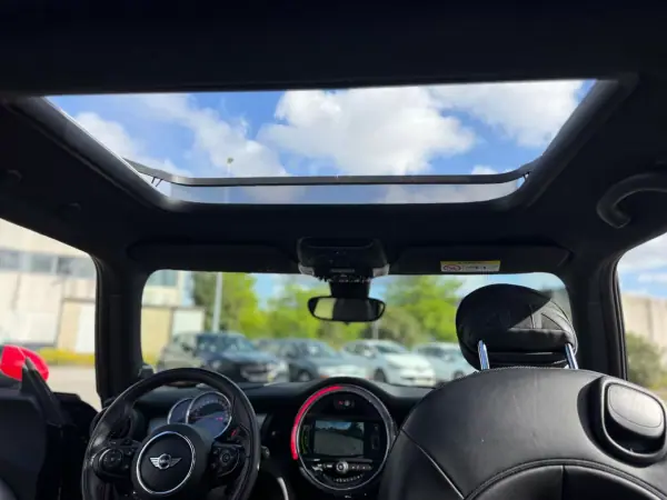 MINI John Cooper Works 2018 - 27900 EUR, 51250 km - AUTO.MOTO.pt - 51250km - foto 14 de 28