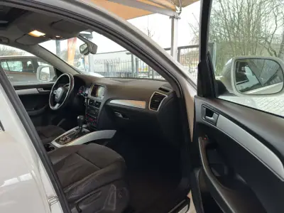 Audi Q5 2009 - 13950 EUR, 326842 km - AUTO.MOTO.pt - 326842km - foto 31 de 33