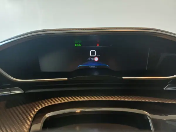 Peugeot 508 SW 2019 - 19500 EUR, 80000 km - AUTO.MOTO.pt - 80000km - foto 31 de 35