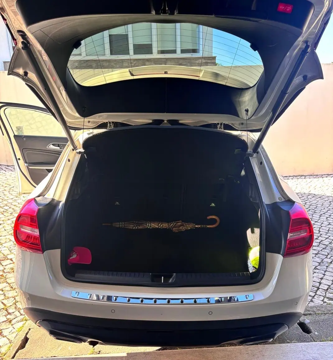 Mercedes-Benz GLA 180 2017 - 19500 EUR, 112000 km - 112000km - foto 9 de 14