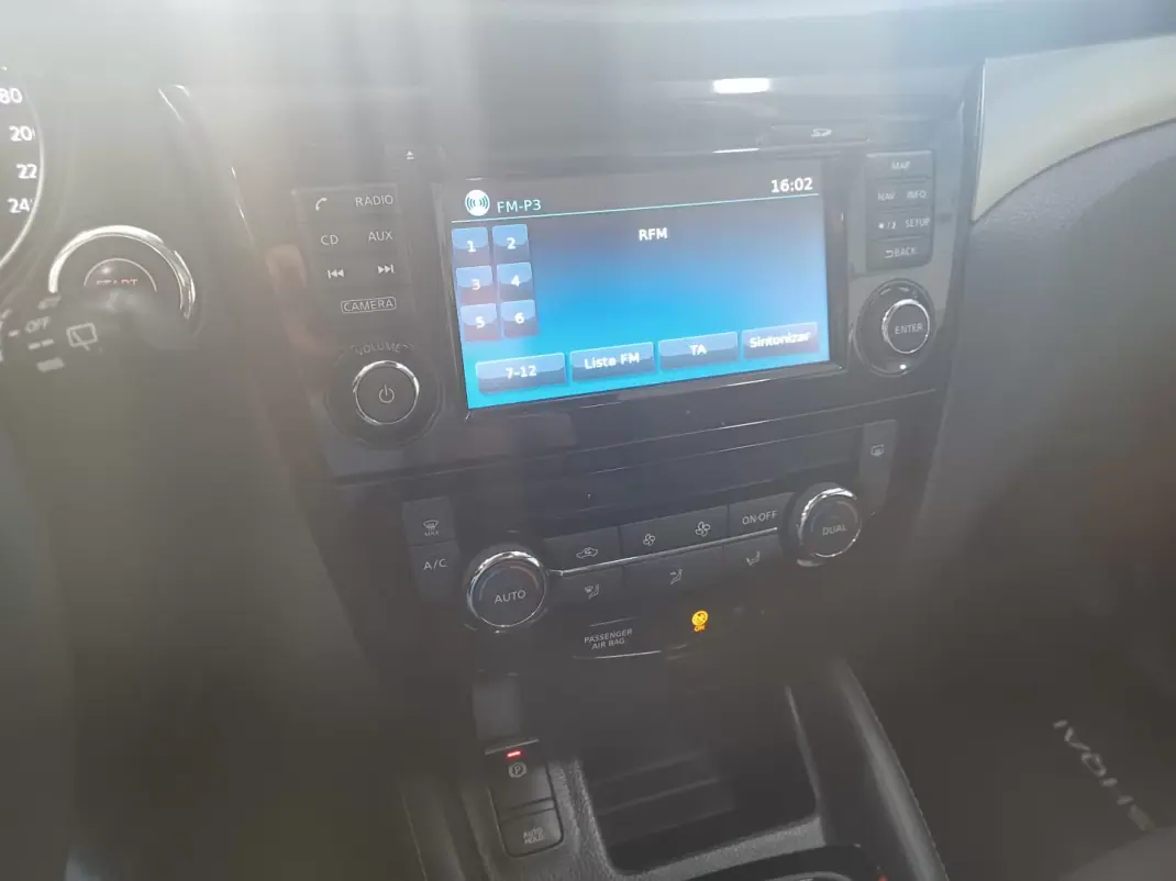 Nissan Qashqai 2018 - 17900 EUR, 54008 km - 54008km - foto 19 de 39