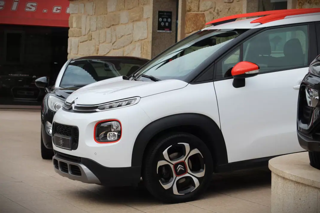 Citroën C3 Aircross 2018 - 12990 EUR, 97500 km - AUTO.MOTO.pt - 97500km - foto 31 de 36